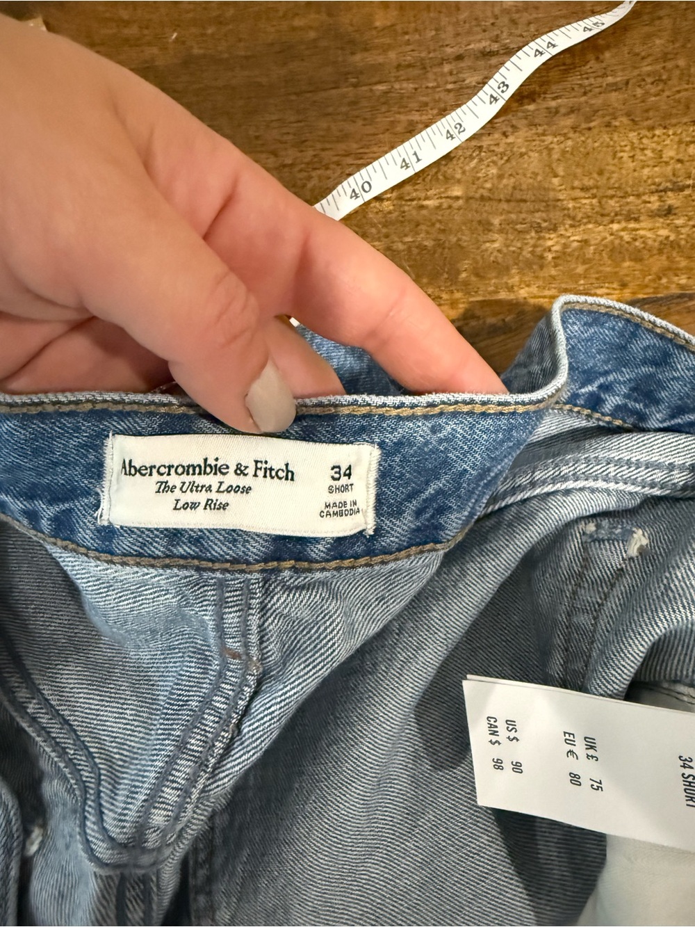 NWT Abercrombie & Fitch Ultra Loose Low Rise Jean - Picture 7 of 8